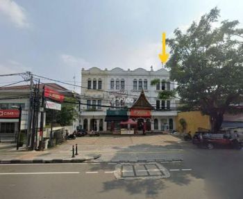Disewakan  Ruko 3,5 Lantai , Luas 300m2 di Jl.Pemuda, Rawamangun
