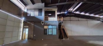 Disewa Gudang di Jalan Pulo Gadung Luas 2817