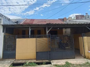 Rumah luas dijual, jalan komplek lebar