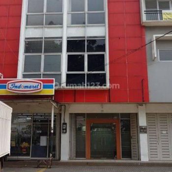 Ruko strategis di Jl. Raya Jakarta Bogor LT 68 3 Lantai Cibinong Bogor