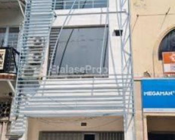 Dijual Ruko 3 Lantai Siap Pakai Daerah Komersial Komp. Ruko Villa Bukit Mas