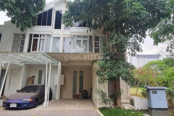 Rumah Zimbali Costa Pakuwon City STRATEGIS