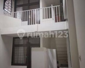 Disewakan Segera Rumah Hunian Nyaman Dan Terawat Lokasi Strategis di Cikutra