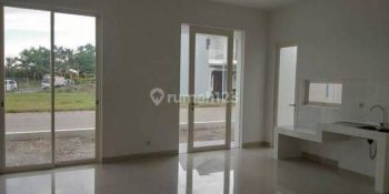 Disewakan Cepat Rumah Baru 2 Lt Hook Grand Harvest