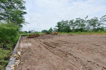 Dekat Umy, Tanah Sleman, Di Sidoagung Godean