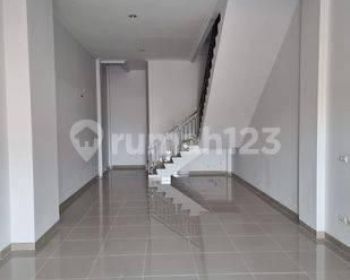 Disewakan Ruko 2 Gandeng Di Daerah Sedayu City, Kelapa Gading, Jakut