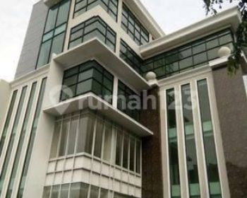 Gedung Kantor 5 Lantai 21x32 Jl Proklamasi Menteng