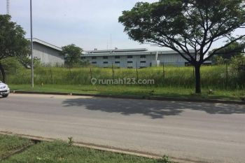 TANAH KOMERSIAL 1451m di KAWASAN INDUSTRI DELTA SILICON BEKASI