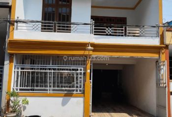 Rumah 2 Lantai, Selangkah dari Widya Mandala Kalijudan, Surabaya