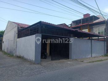 Dijual cepat dan murah rumah hook jalan perbatasan karakatau