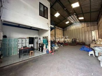 Gudang Meiko Abadi  Terawat dan Fully Furnished