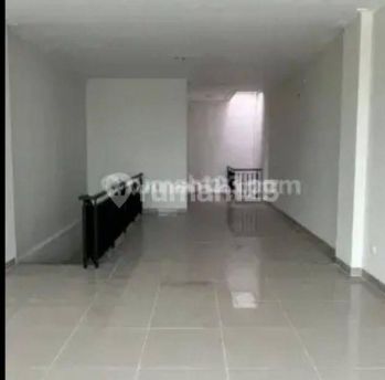 Ruko di Ruko Golf Island Bagus Lokasi Strategis