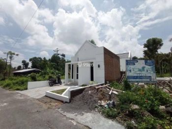 Rumah Siap Huni Sisa 1 Dekat Jl.Utama Jogja Solo di Prambanan