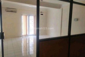 Ruko 21 di Klampis Sukolilo Surabaya. RON.A994