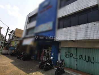 Ruko di Margonda,  3,5Lantai, Dekat Stasiun Depok 1, Harga Pasar