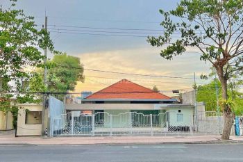 Sewa Rumah Komersil Raya Gubeng Lokasi Prime Ada Mess Karyawan