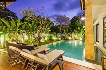 Villa For Rent In Pantai Nelayan Canggu, Villa Anthem Ip 309