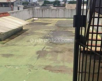 Dijual Ruko 4 Lantai Siap Usaha Strategis di Mainroad Pungkur