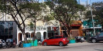 RUKO SANGAT STRATEGIS HADAP JALAN RAYA DI PIK