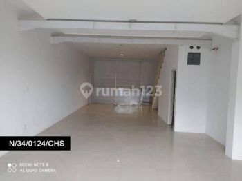 Ruko Tiga Lantai Di Mainroad Mekar Wangi Bandung