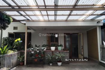 Rumah Paviliun Tengah Kota Bandung Sayap Sumatera