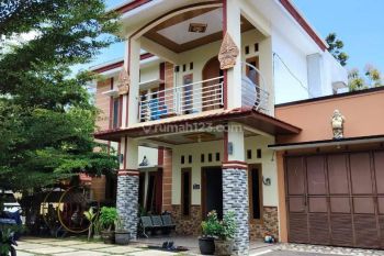 Rumah 2 lantai full furnish di Nguter Sukoharjo