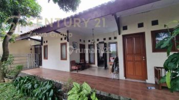 Rumah Dijual Dalam Komplek di Ampera Dekat Tol Tb Simatupang