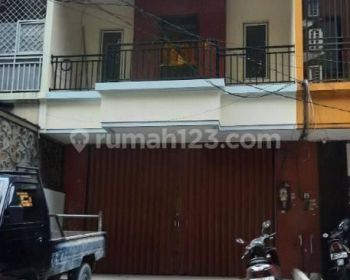 Disewakan Ruko 2 Lantai Siap Huni