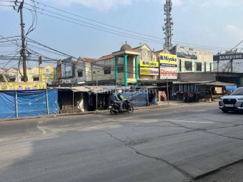 JUAL TANAH & BANGUNAN LOKASI STRATEGIS DEPAN PASAR CILEUNGSI