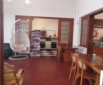 Rumah Mainroad Supratman Bandung Cocok Buat Rumah Makan