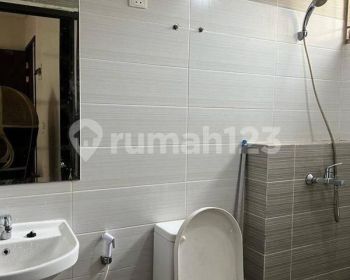 Semi Furnished Rumah di The Eminent, Cluster Illustria