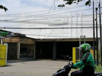 DIJUAL GUDANG KEPATIHAN BENOWO