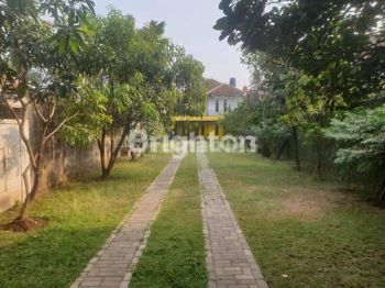 Hitung Tanah dapat Rumah/Vila full fasilitas siap pakai di jl H Bardan Ciwastra