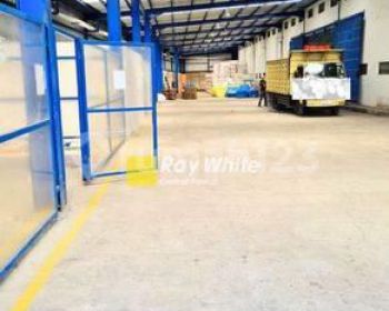 Jual Gudang +Kantor Baru renov bersih di Batujajar