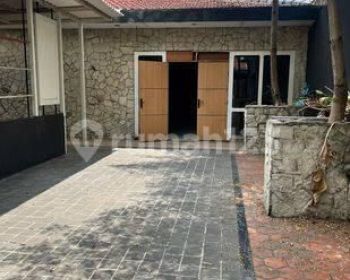Ruang Usaha Strategis Dijual Cepat di Mainroad Riau Bandung