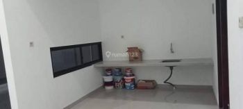 Rumah Nogotirto Jalan Godean Dalam Ring Road