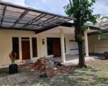 Disewakan Rumah Asri,bagus di Menteng Jakarta Pusat