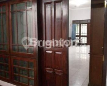 KAN RUMAH BESAR DI TEGALSARI SEMARANG