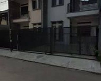 Rumah Minimalis 2 Lantai Komplek Turangga Buah Batu Banding