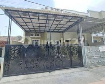 Rumah 2 Lantai Bagus Sertifikat Hak Milik di Jalan Gading Indah Raya , Jakarta