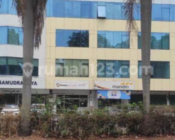 Disewa Ruko Hadap Jalan Raya di Bukit Gading Indah Kelapa Gading