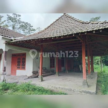 Dijual Villa dlm proses finishing pakem sleman