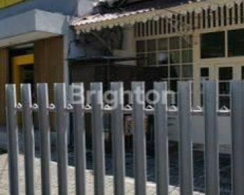 BANGUNAN PINGGIR JL. MT HARYONO