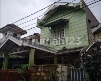 RUMAH DIJUAL CEPAT SIAP HUNI DI BINTARO JAYA SEKTOR 4 DEKAT BSD