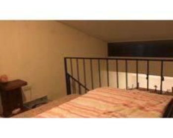 Rent Rumah: Mezzanine studio