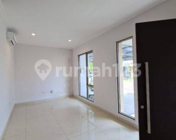 Termurah Rumah 6x15 2 Lantai Golf Island Bangunan Rapi