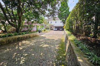 Rumah Samping Jalan Raya Siap Huni Di Cigadung Lokasi Strategis