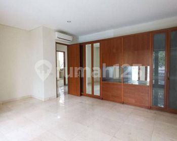 Disewakan Rumah Siap Huni Lokasi Strategis di Menteng Jakpus