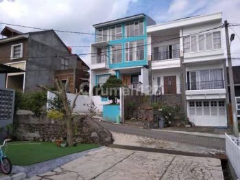 Rumah HOME OFFICE dkt Cidadap Cigadung Cihideung Cigugur Girang Lembang