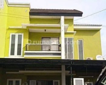 Disewakan rumah berperabot tengah kota